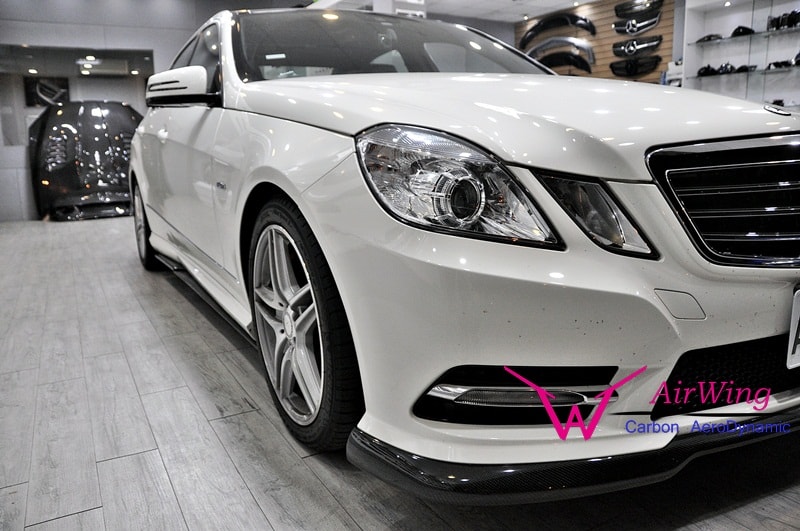 Mercedes-Benz W212 carbon side skirt splitter 1